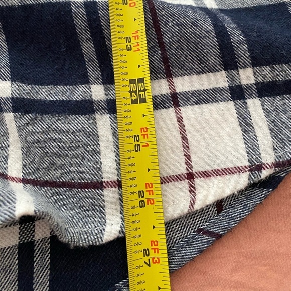 Thread and Supply Womens Sz Small Plaid Flannel Button Down Shirt Navy Burgundy - Picture 6 of 7